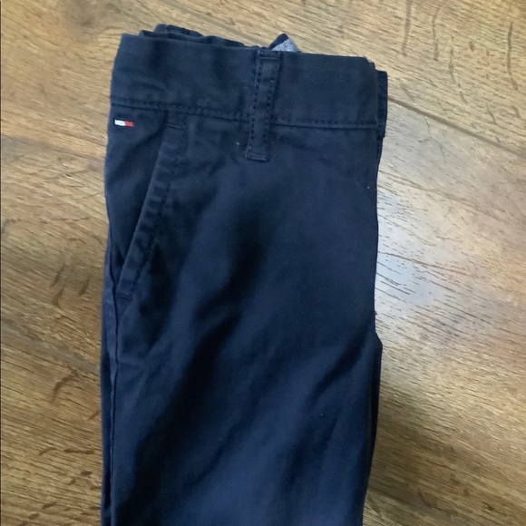 Tommy Hilfiger bottom and top set - Picture 3 of 4